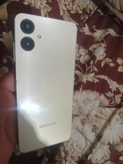Samsung Mobile A06
