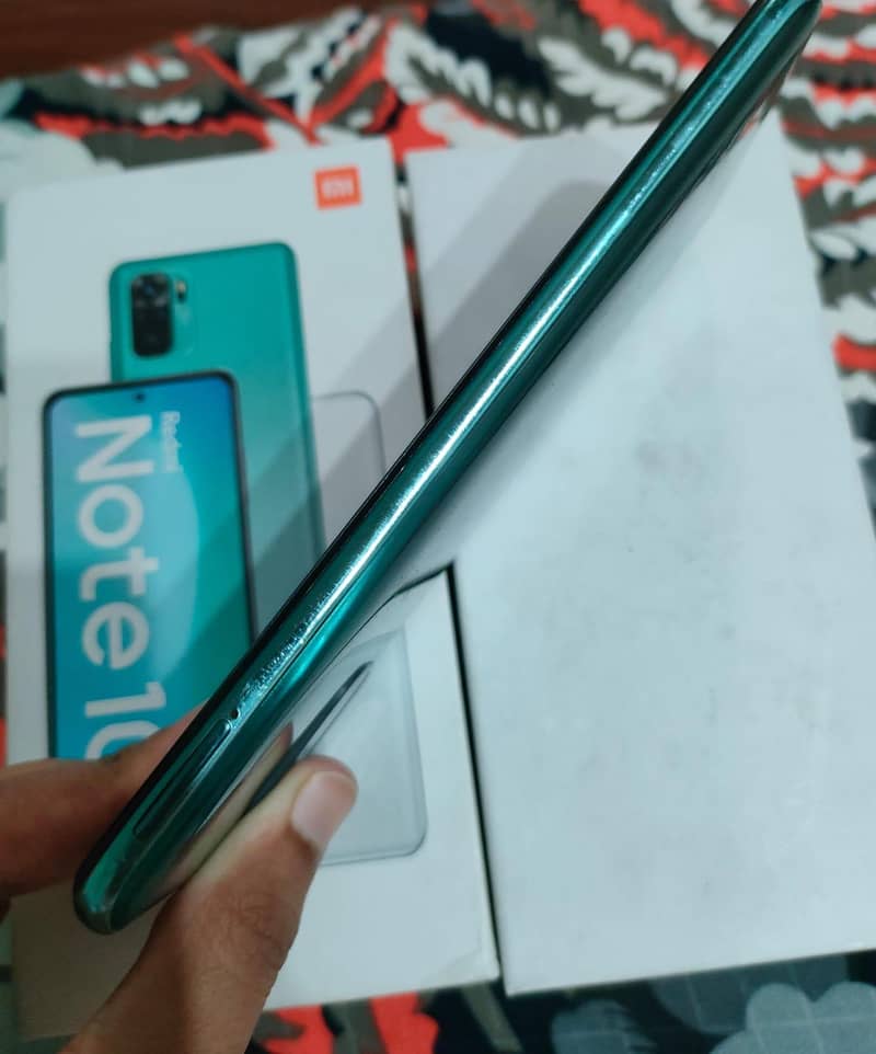 Realme Note 10 4