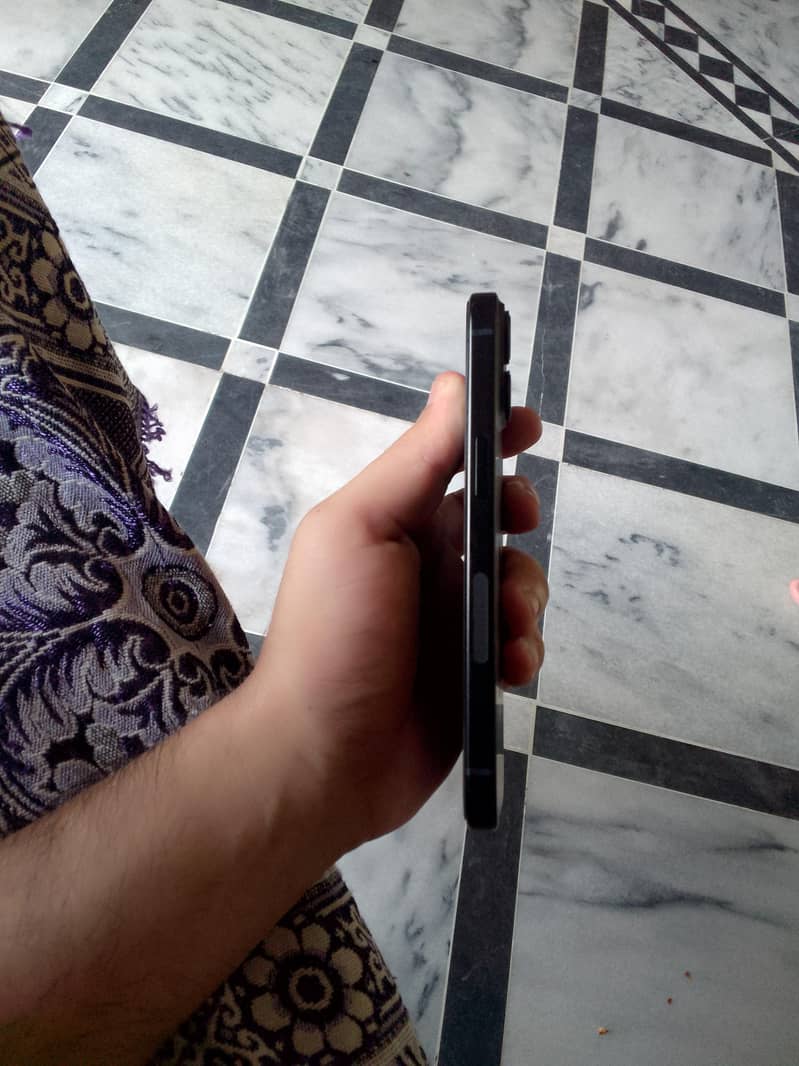Apple iPhone 15 mdm 2