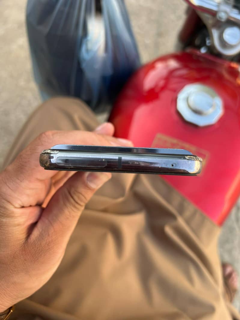 Google Pixel 8 Pro 5