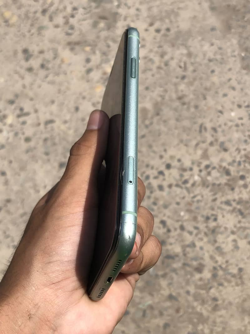 Apple iPhone 11 1