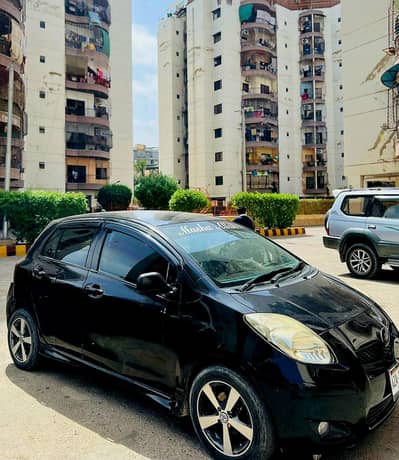 Toyota Vitz Full Option pushstart