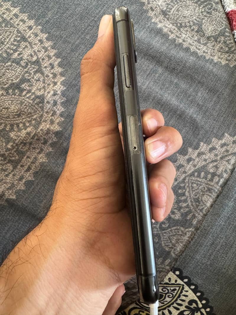 Apple iPhone X 1