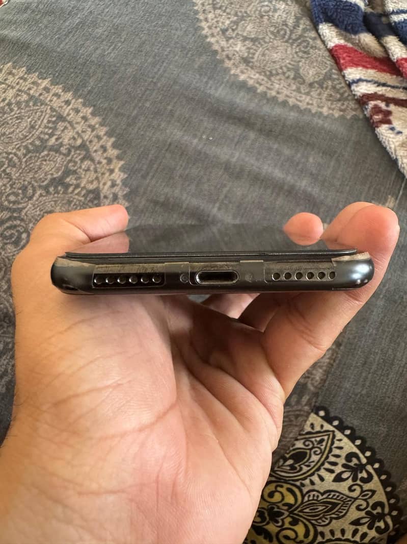 Apple iPhone X 2