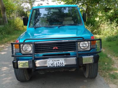 Mitsubishi Pajero 1983