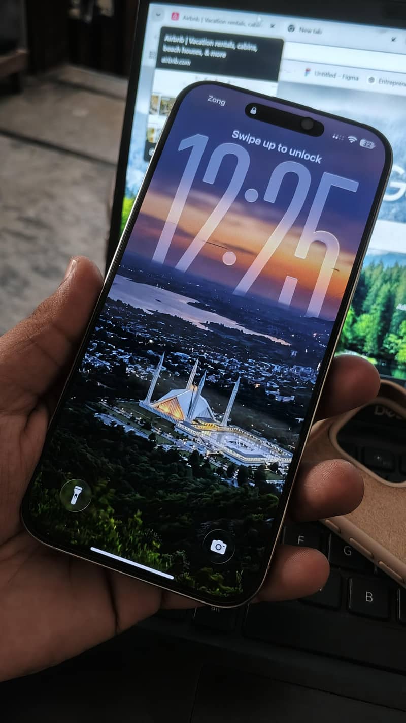 Apple iPhone 16 Pro Max 6
