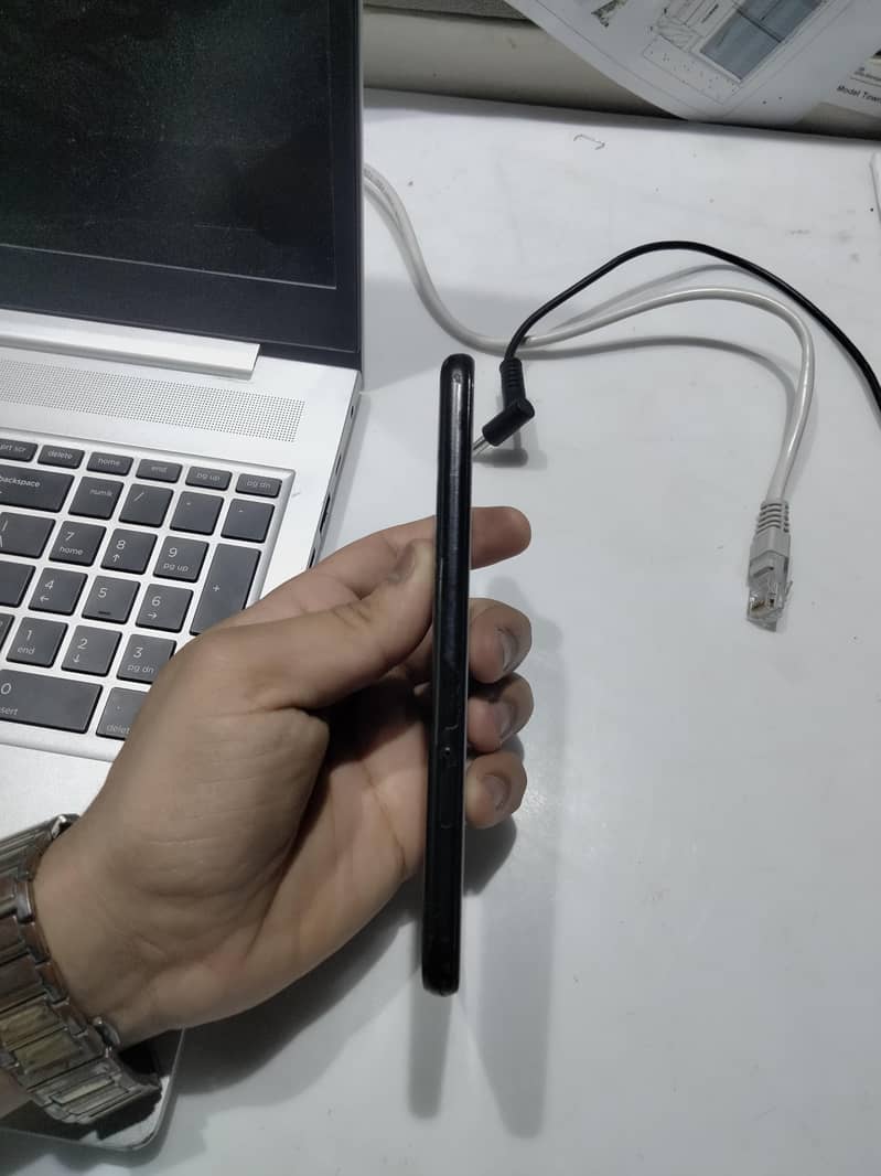 Google Pixel 4a 6/128 3