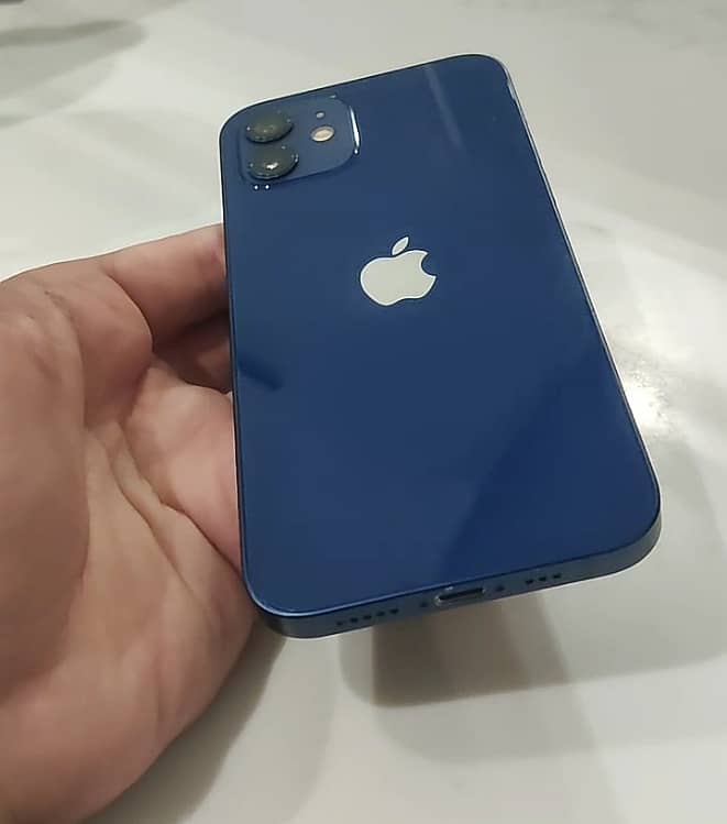 Apple iPhone 12 3
