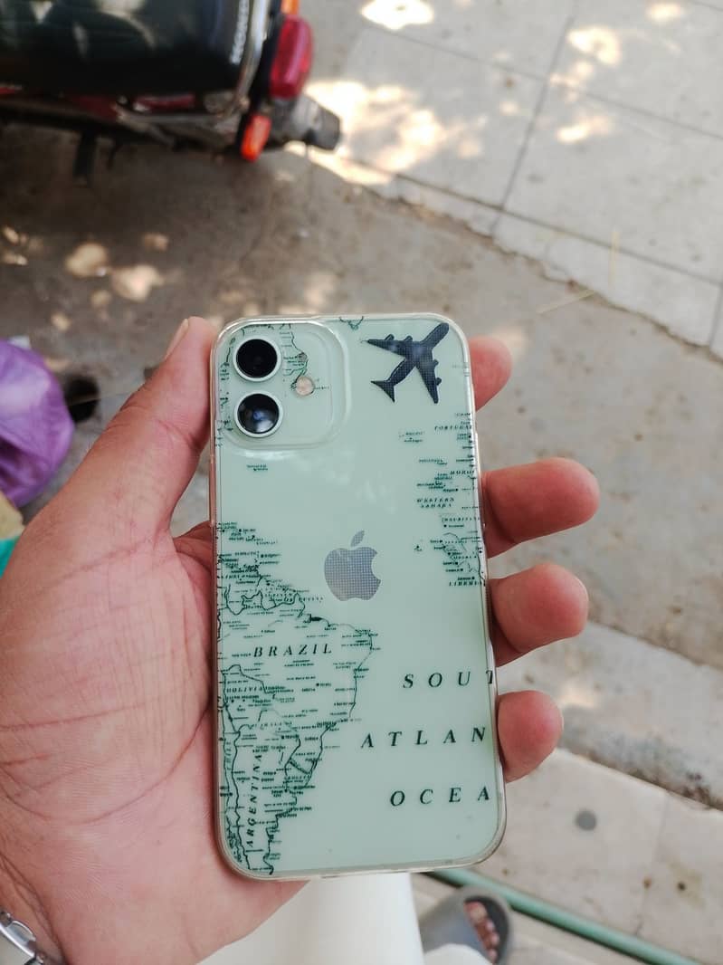 Apple iPhone 12 mini 0