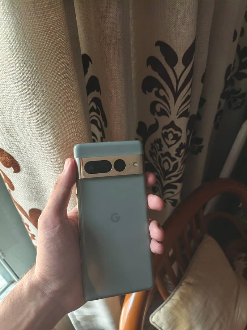Google Pixel 7 Pro 2