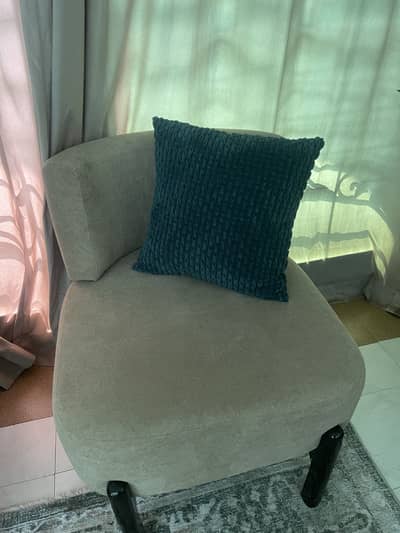 Extra wide comfortable chairs