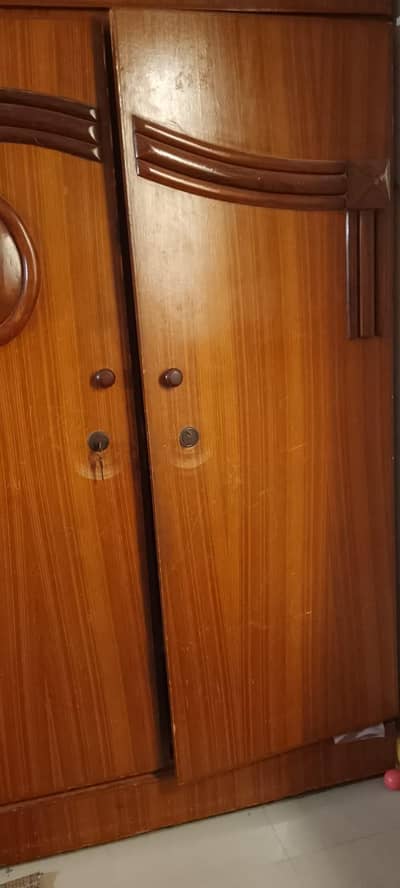 Almari for sell