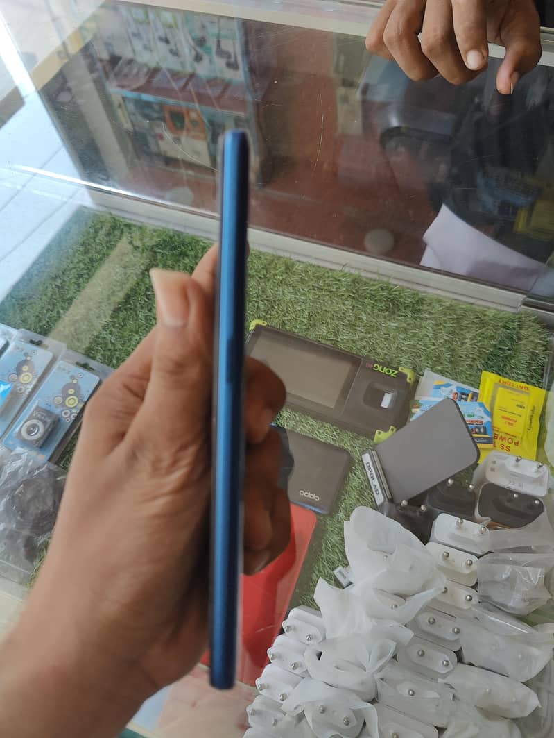 OPPO A5 1