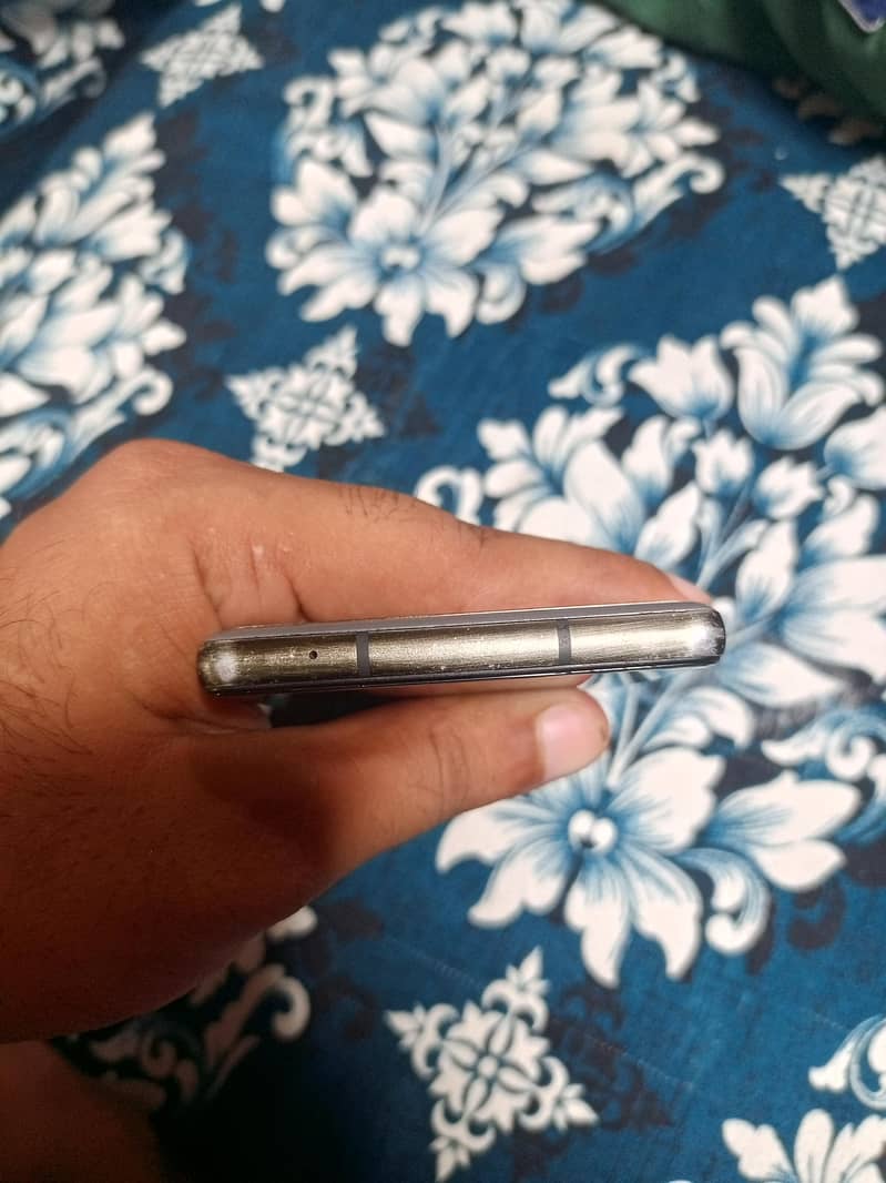 Google Pixel 6a 4
