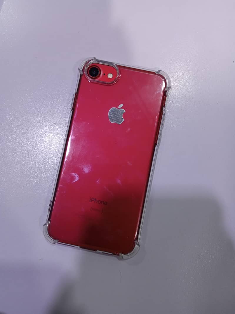 Apple iPhone 7 0