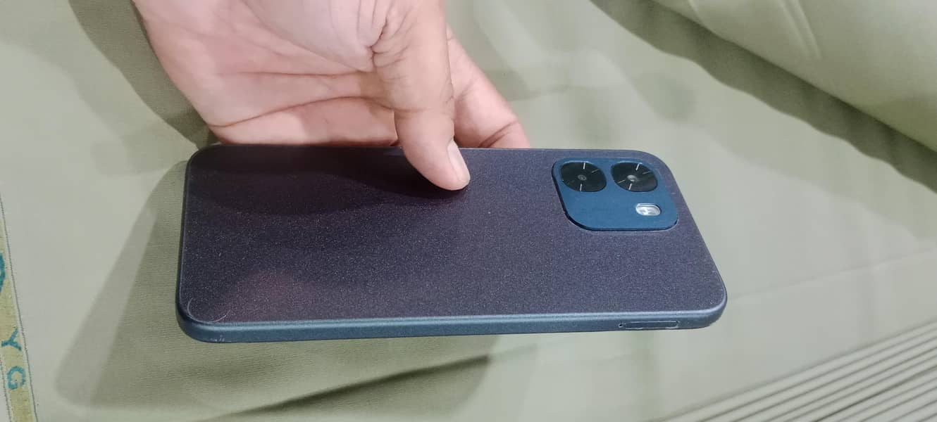 OPPO A6 0