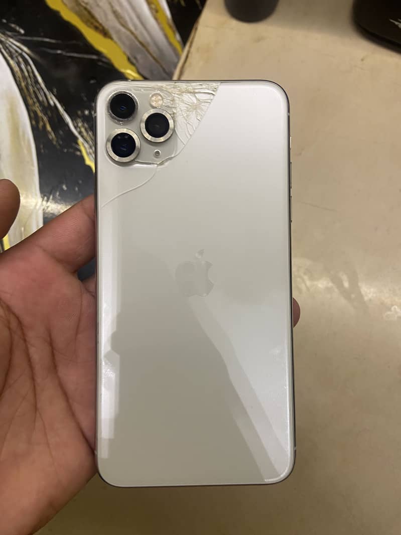 Apple iPhone 11 Pro Max 1