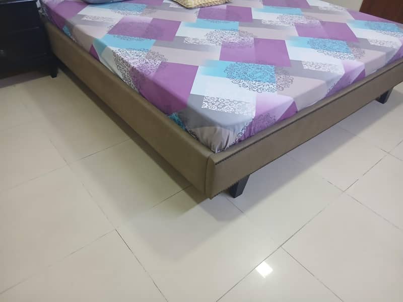 King Size Bed 1