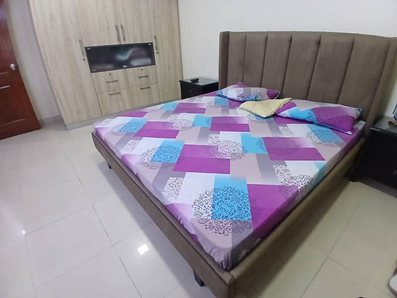 King Size Bed 5