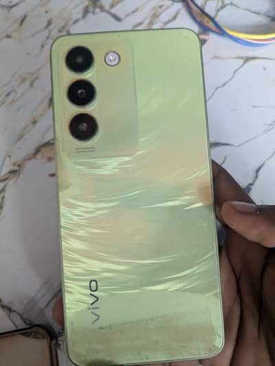 Vivo Y100