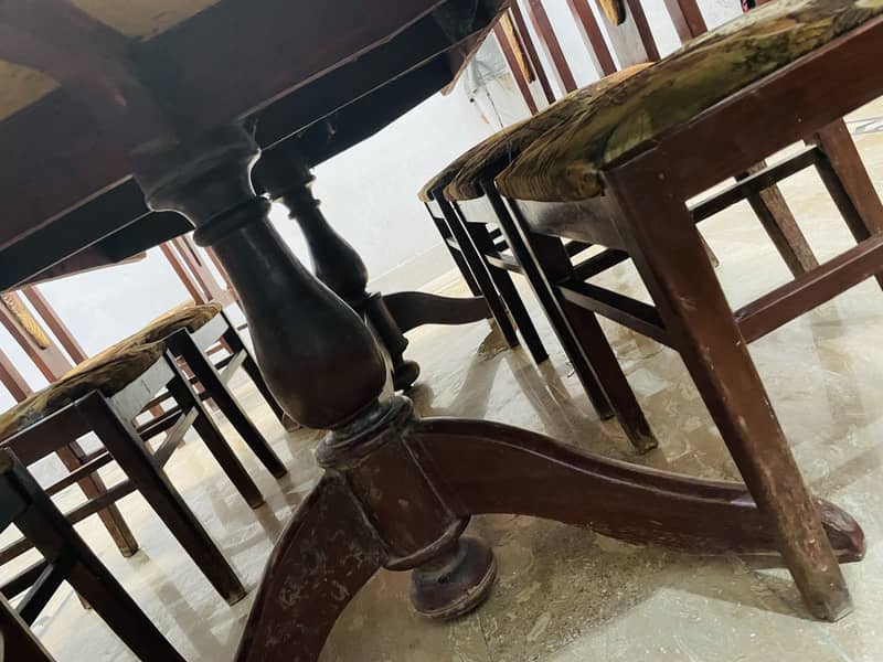 Dining Table Set | 8 Chairs 7
