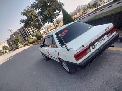 Nissan Sunny 1988