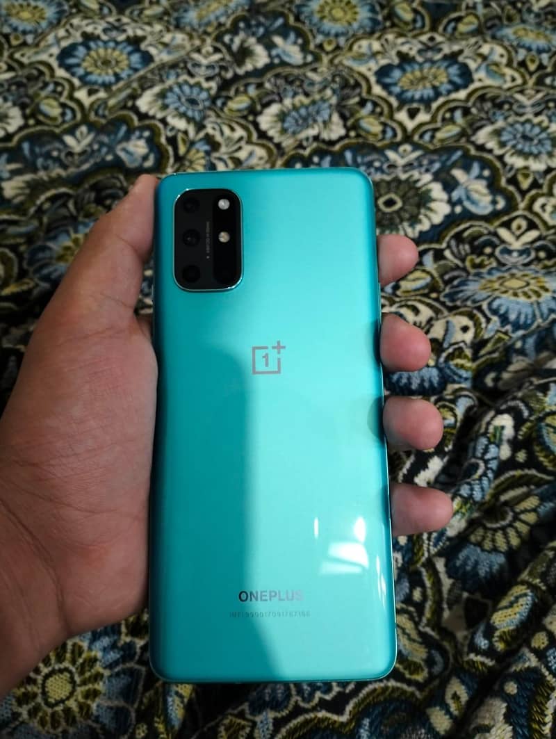 One Plus 8T 1