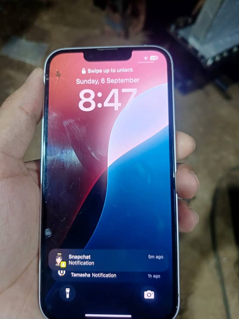 Apple iPhone 14 3
