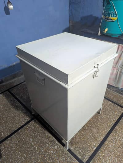 sandook steel painted