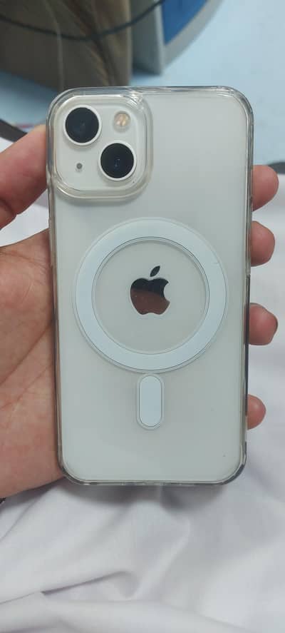 Apple iPhone 13