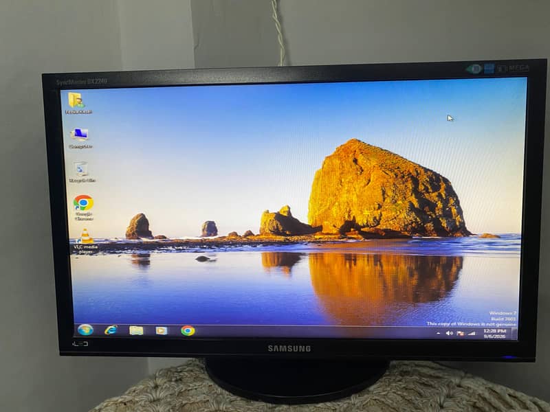 Samsung SyncMaster BX2240 0
