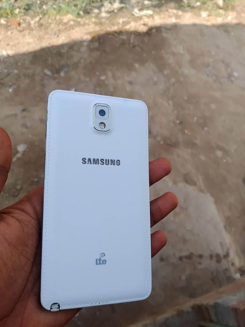 Samsung Mobile Note3 1