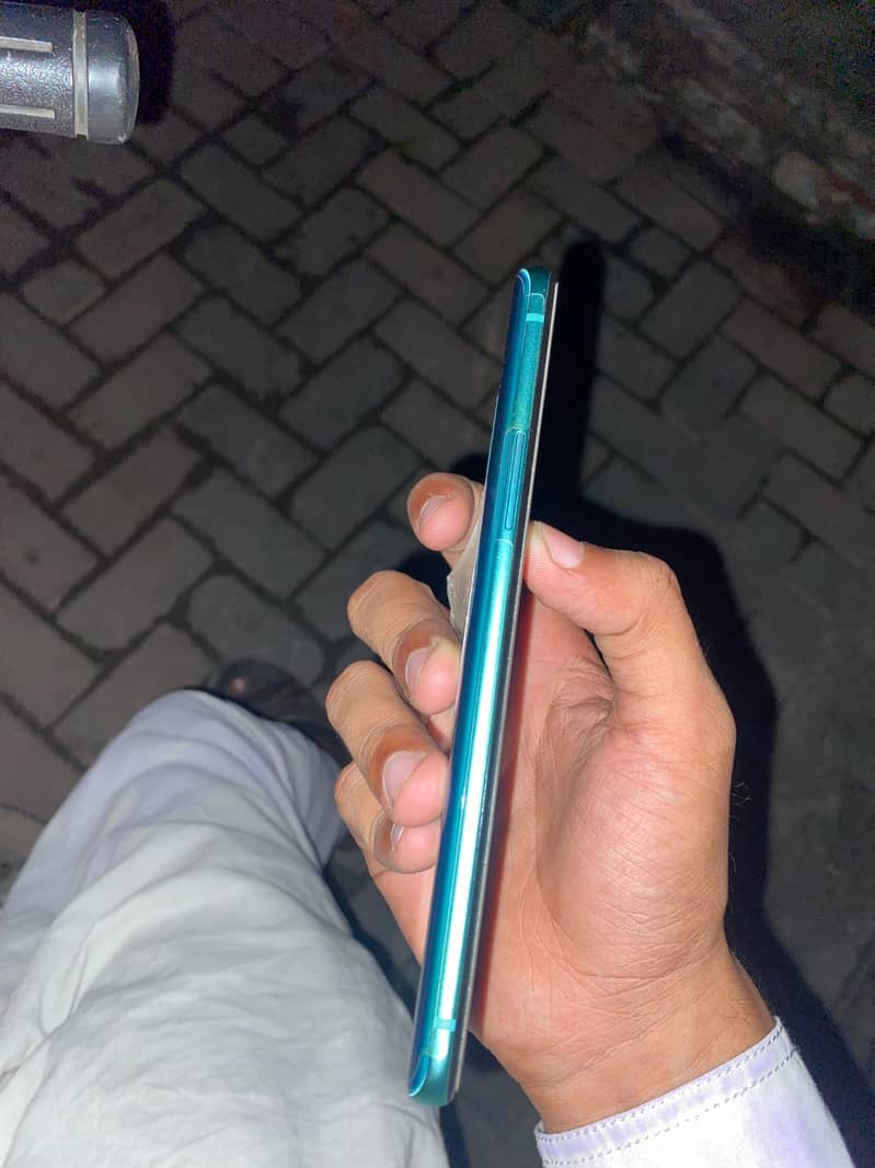 One Plus 8T 4