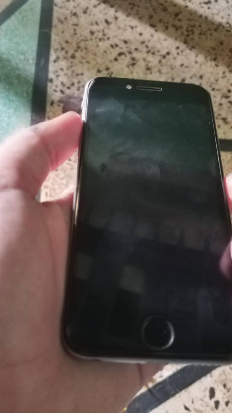 Apple iPhone 6 2