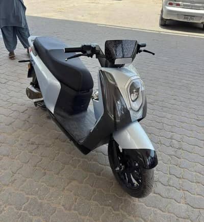 Scotty Revoo electric. O3224746966 my WhatsApp number