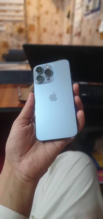 Apple iPhone 13 Pro