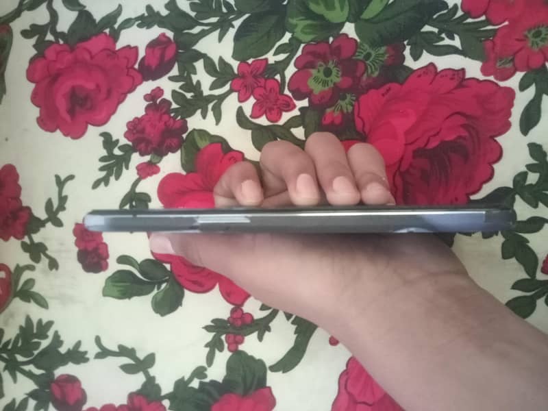 One Plus 7T 4