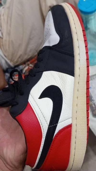 Air Jordan 1 Low (Black/Gym Red-White