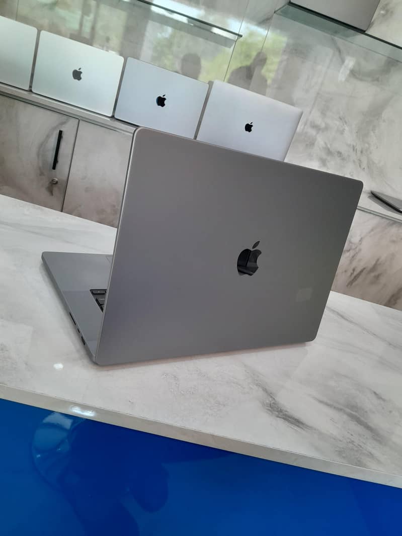 macbook pro m2 16/1tb 3