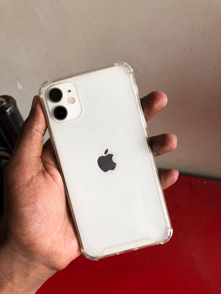 Apple iPhone 11 2