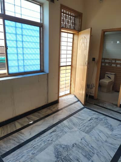 Room available in I11/2 for bachelor