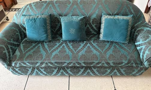 6 seater molty foam sofa set with free cushions and matching curtains