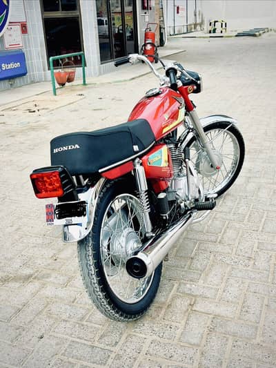Cg 125