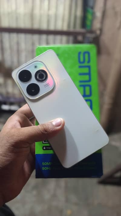 Infinix Smart 8 Pro