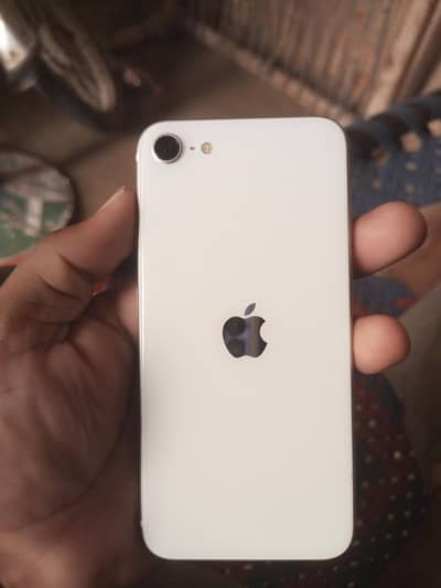 Apple iPhone SE