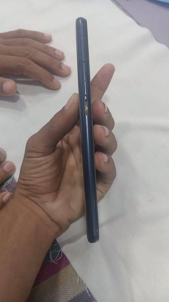 OPPO A54 5