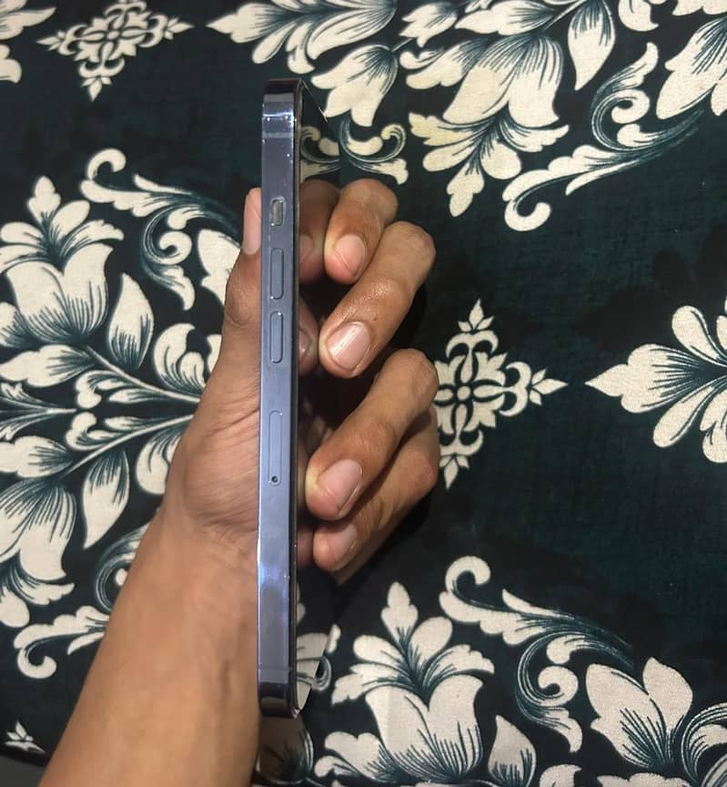 iPhone 13pro jv 3