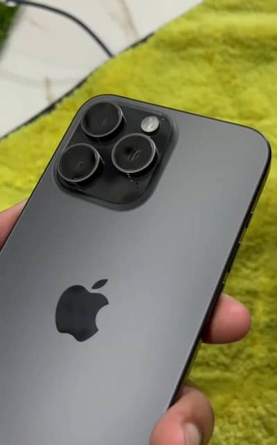 Apple iPhone 15 Pro Max