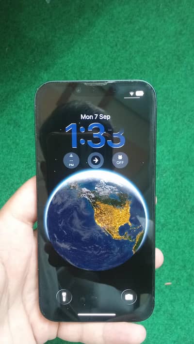 Apple iPhone 14