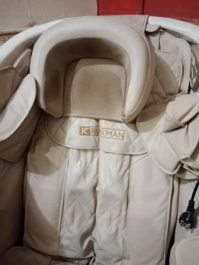 JC Buckman Massage Chair
